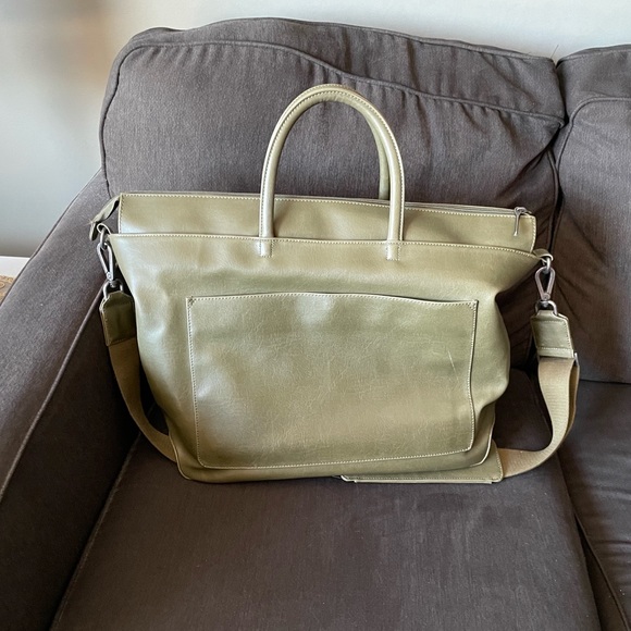 Matt & nat bag- gently used - Picture 2 of 3